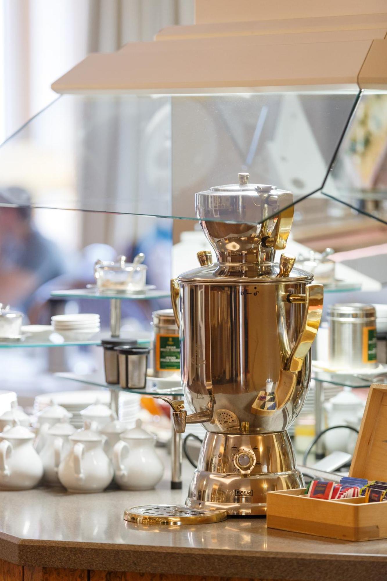 Hotel Erbprinz & Restaurant "Prinzenstube" ลุดวิกส์ลัสต์ ภายนอก รูปภาพ